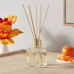 118.3ml Boxed Moonlit Hibiscus Reed Diffuser Set - Opalhouseâ„¢